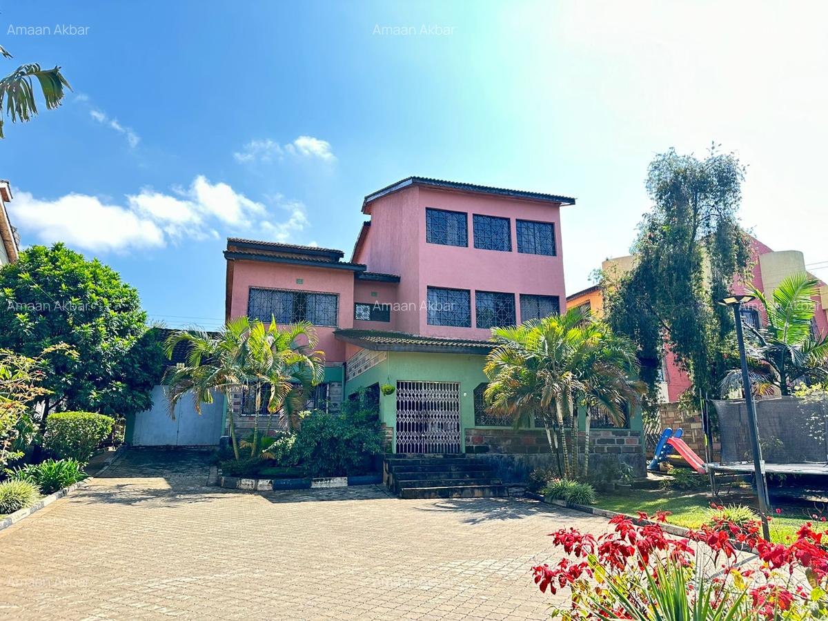 5 Bed House with En Suite in Nakuru - 4
