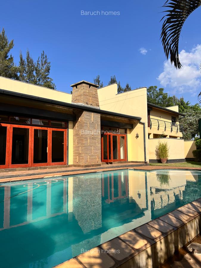 4 Bed House with En Suite in Runda - 1