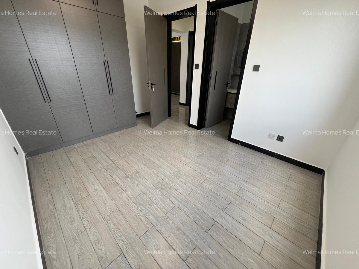 2 Bed Apartment with En Suite in Lavington - 8