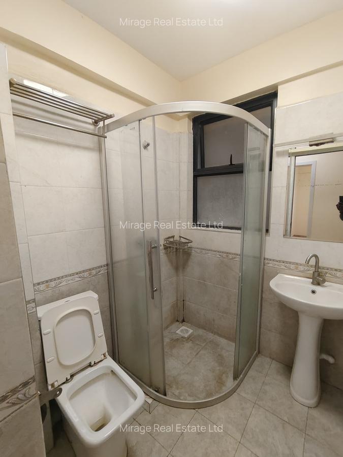 3 Bed Apartment with Gym in Kilimani - 9