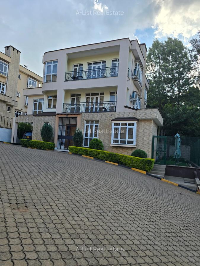 5 Bed Villa with En Suite at Lavington - 20