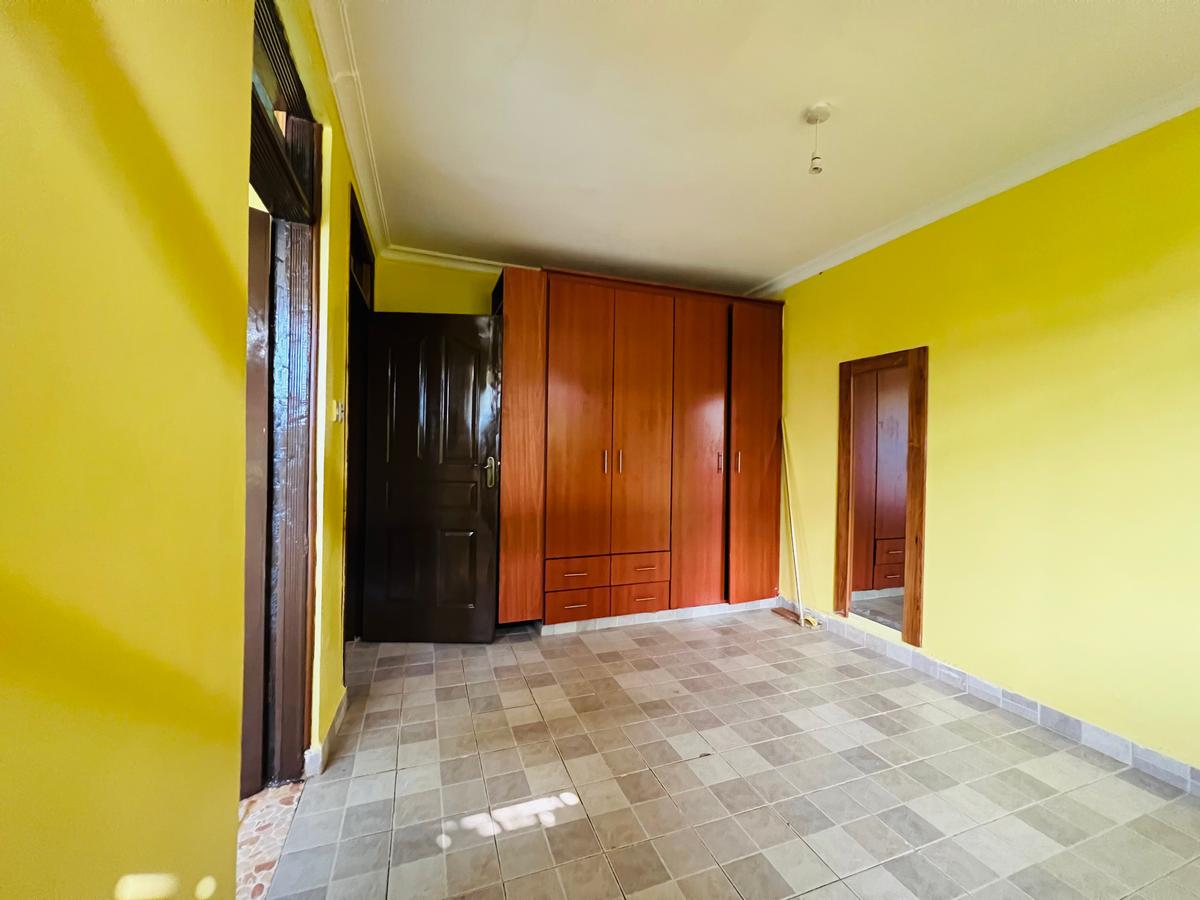 3 Bed House with En Suite at Kenyatta Road - 13