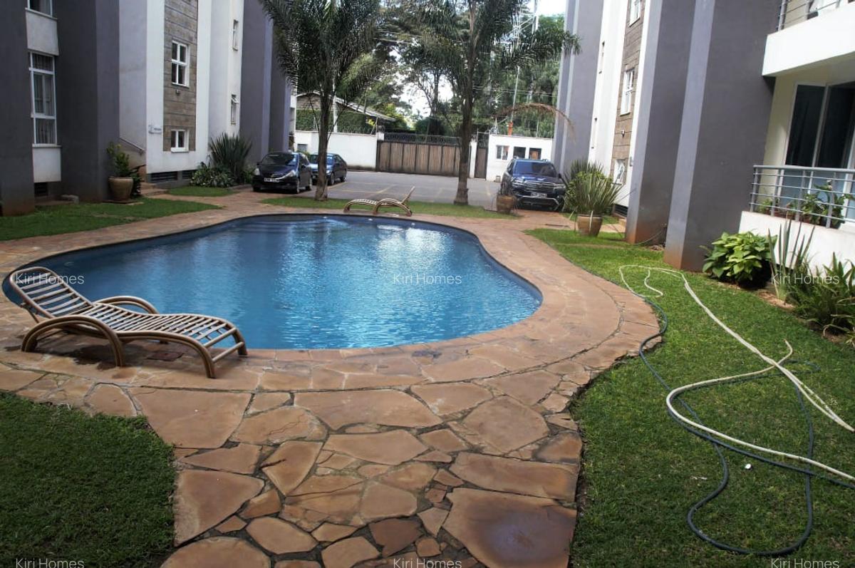 3 Bed Apartment with En Suite in Lavington - 1