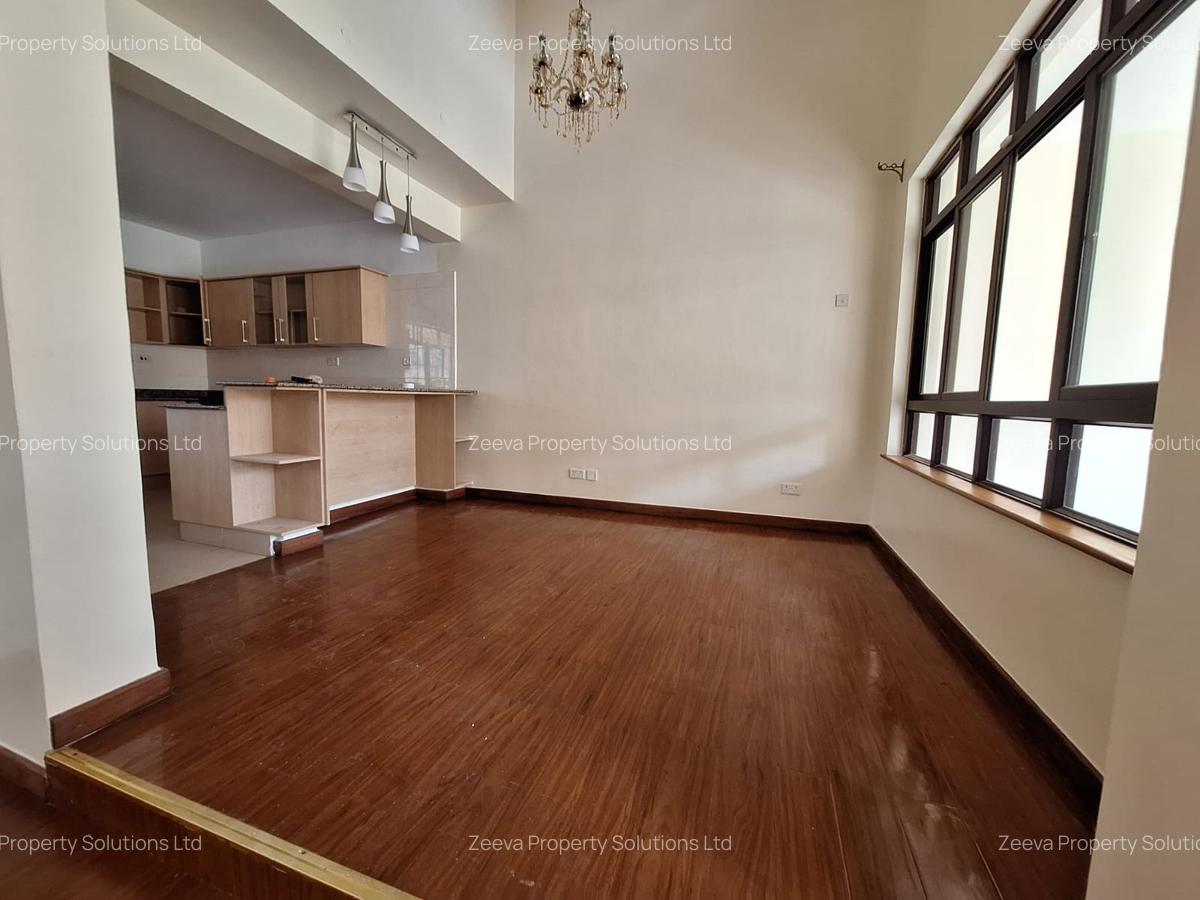 4 Bed Townhouse with En Suite in Lavington - 6