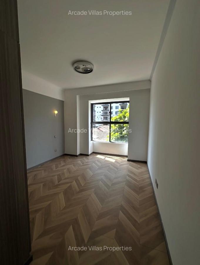 4 Bed Apartment with En Suite in Kileleshwa - 16