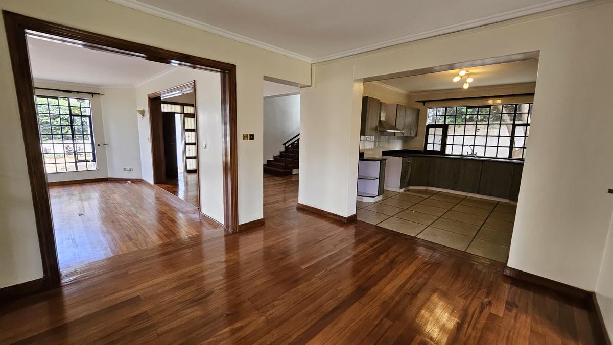 4 Bed Townhouse with En Suite in Kiambu Road - 7