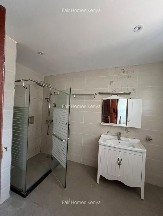 4 Bed Townhouse with En Suite at Lavington Green - 7