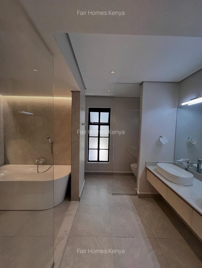 5 Bed Townhouse with En Suite at Convent Drive - 10