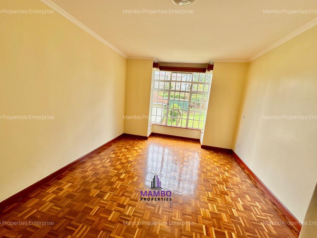 4 Bed Villa with En Suite at Off Red Hill Rd - 15