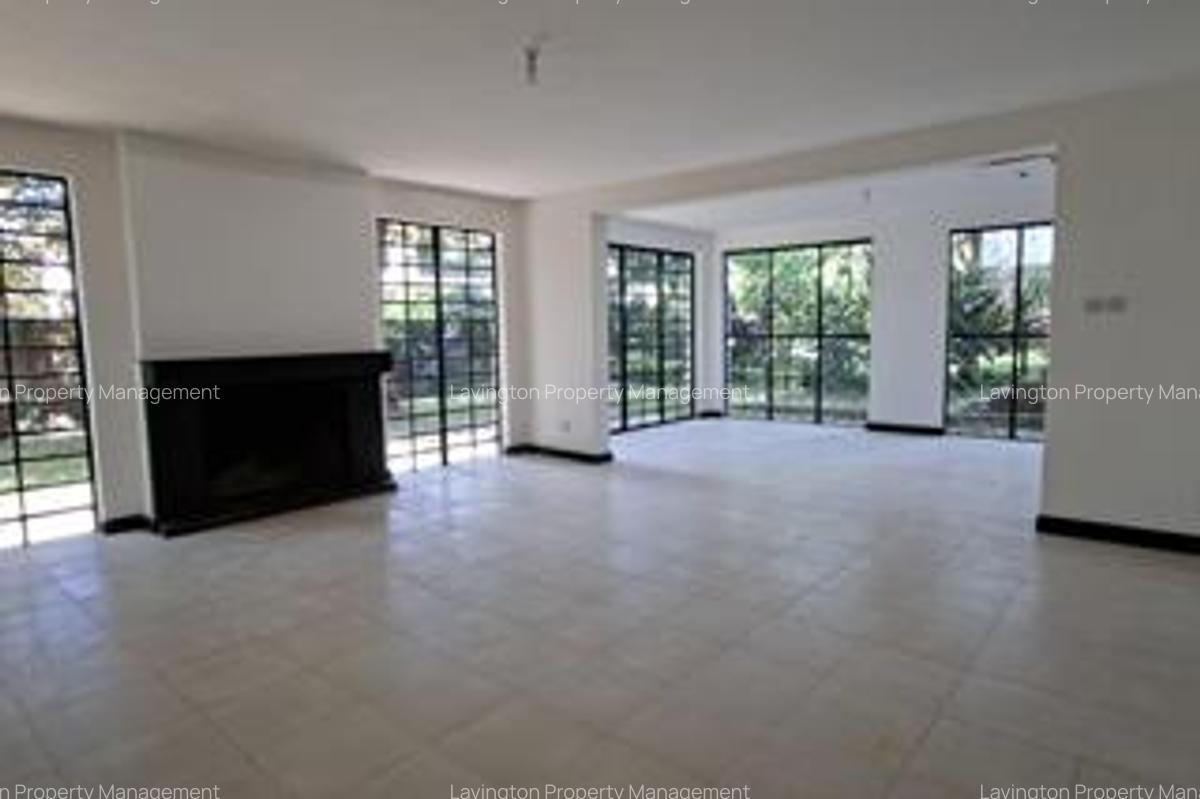 4 Bed Townhouse with En Suite at Lavington Green - 5