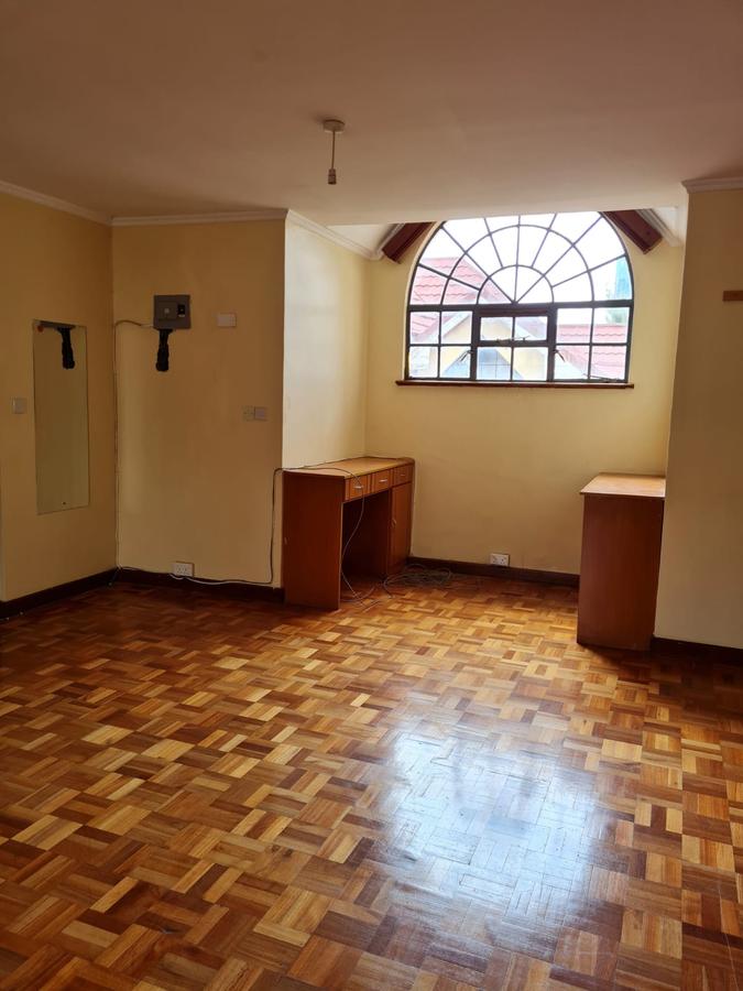 5 Bed Townhouse with En Suite in Kileleshwa - 8