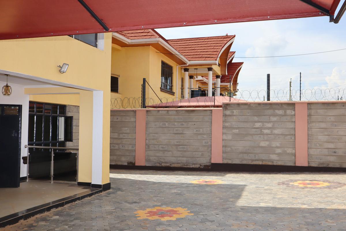 4 Bed House with En Suite at Mugutha Area - 2