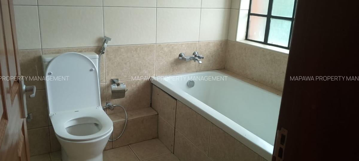 4 Bed Townhouse with En Suite in Lavington - 8