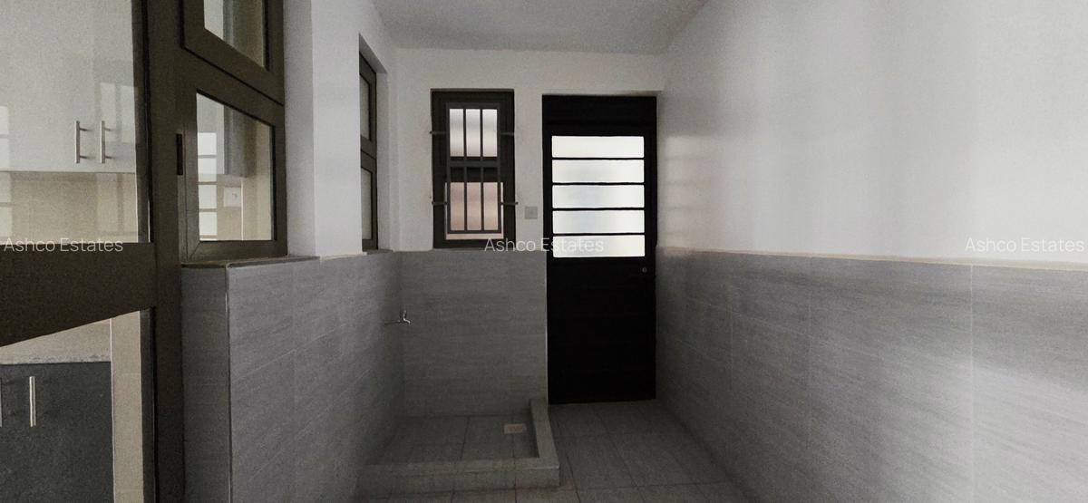 2 Bed Apartment with En Suite in Lavington - 6