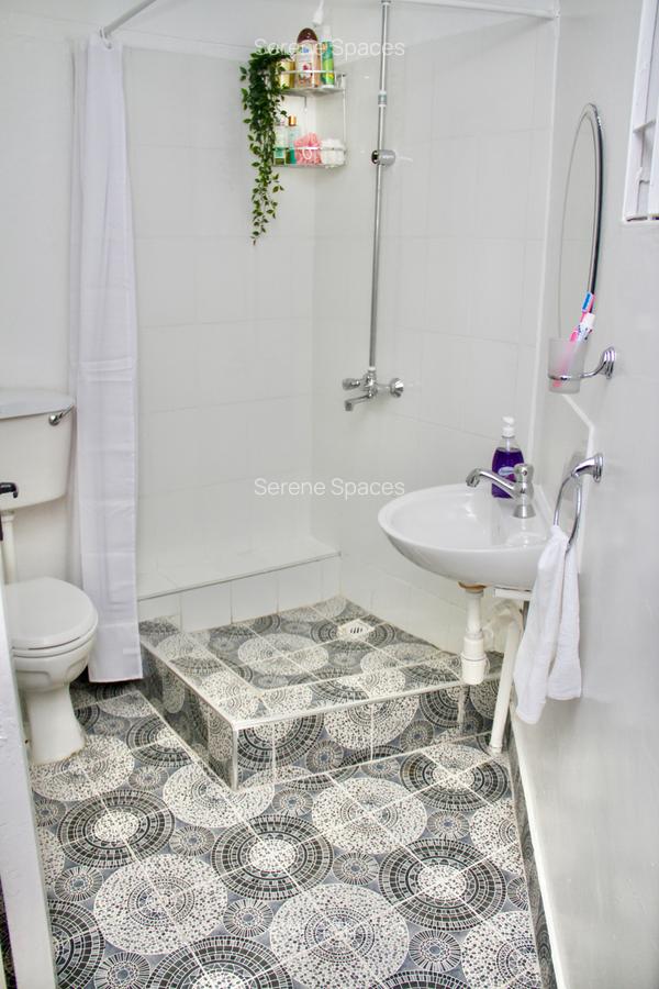 Serviced 1 Bed Apartment with Parking at East Church Road - 12