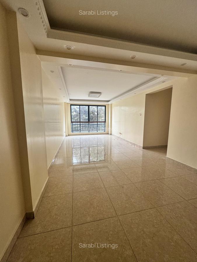 3 Bed Apartment with En Suite in Lavington - 1