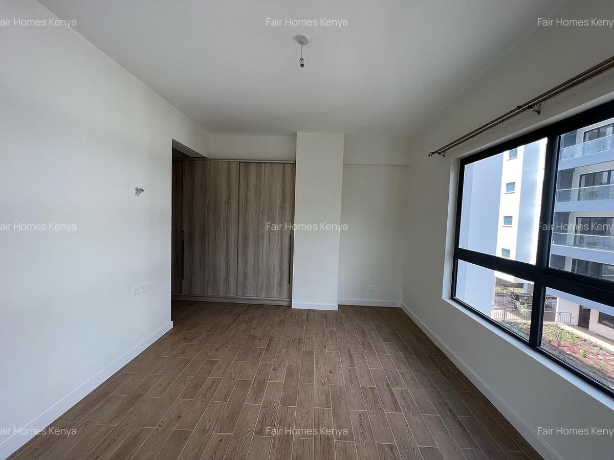 2 Bed Apartment with En Suite at Valley Arcade - 4