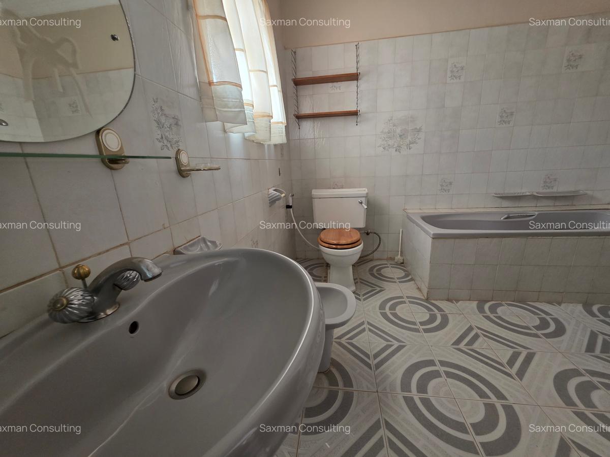 3 Bed Townhouse with En Suite in Runda - 5