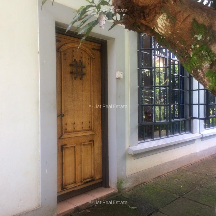 4 Bed House with En Suite at Runda Drive - 4