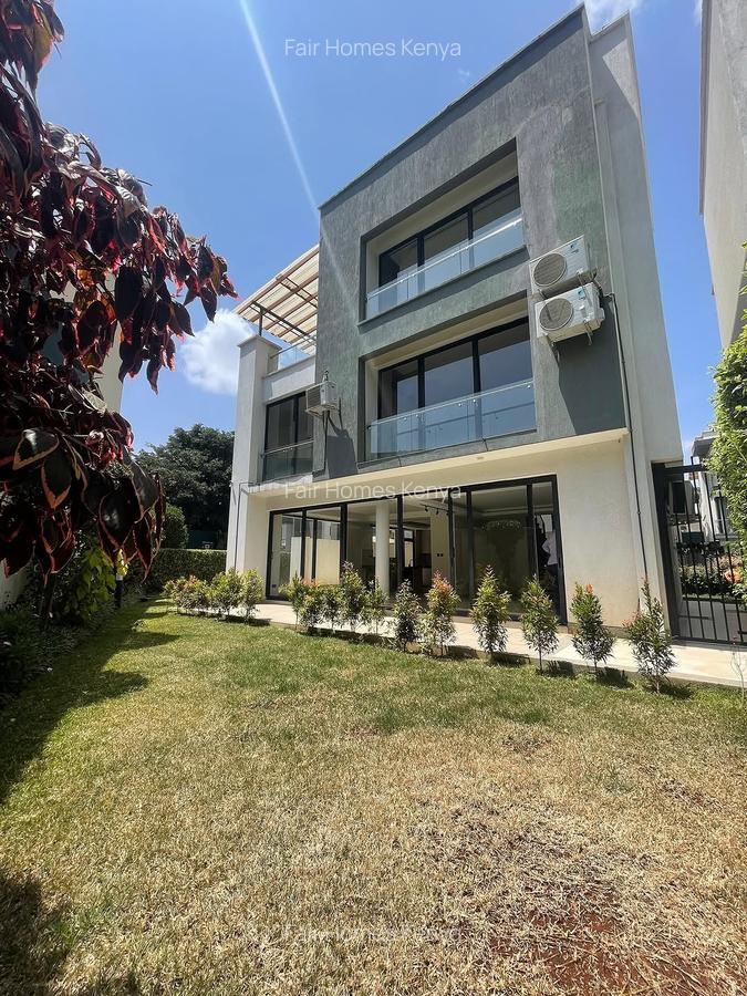 4 Bed Townhouse with En Suite at Lavington Green - 2