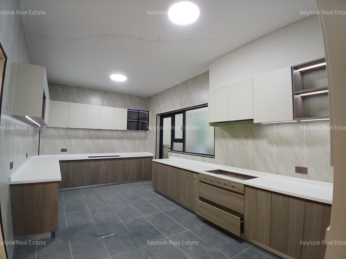 5 Bed Apartment with En Suite at Lavington - 5