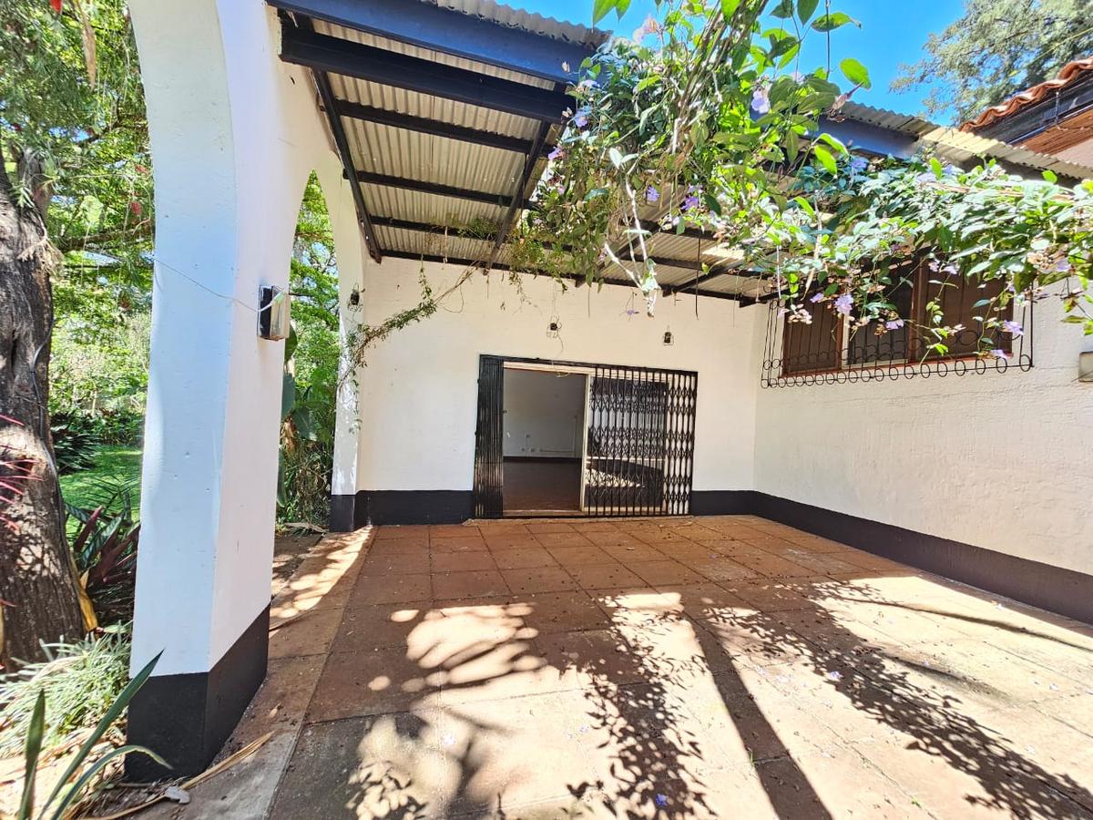 3 Bed House with En Suite in Runda - 5