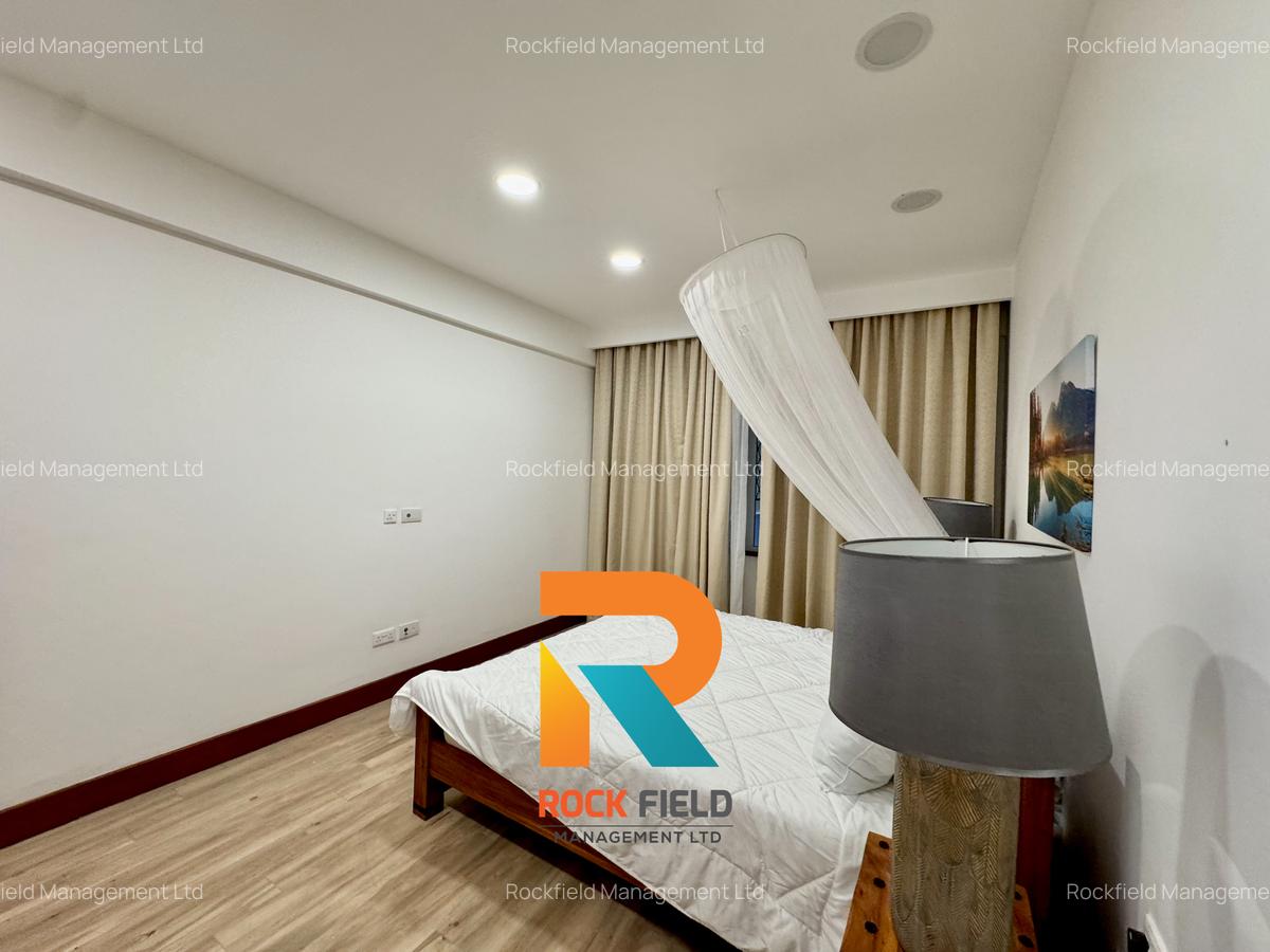 Furnished 2 Bed Apartment with En Suite in Parklands - 17