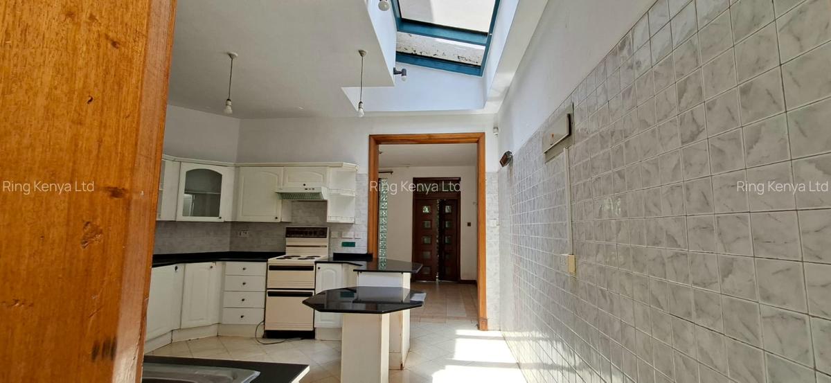 4 Bed Villa with En Suite at Kilimani - 14