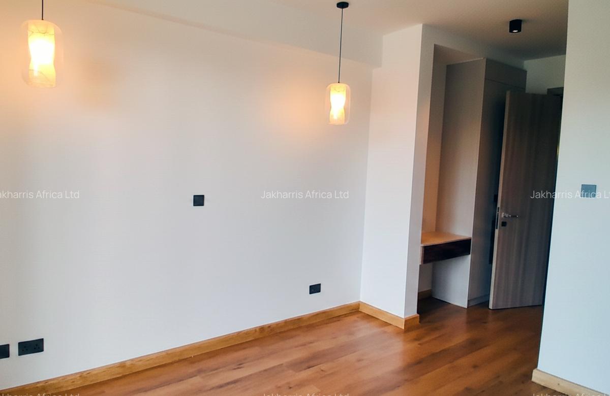 2 Bed Apartment with En Suite in Kitisuru - 4