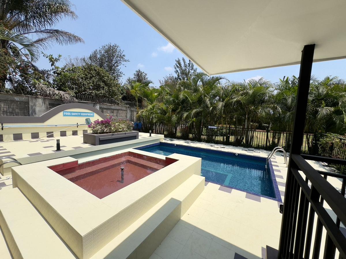 4 Bed Villa with En Suite in Nyari - 19