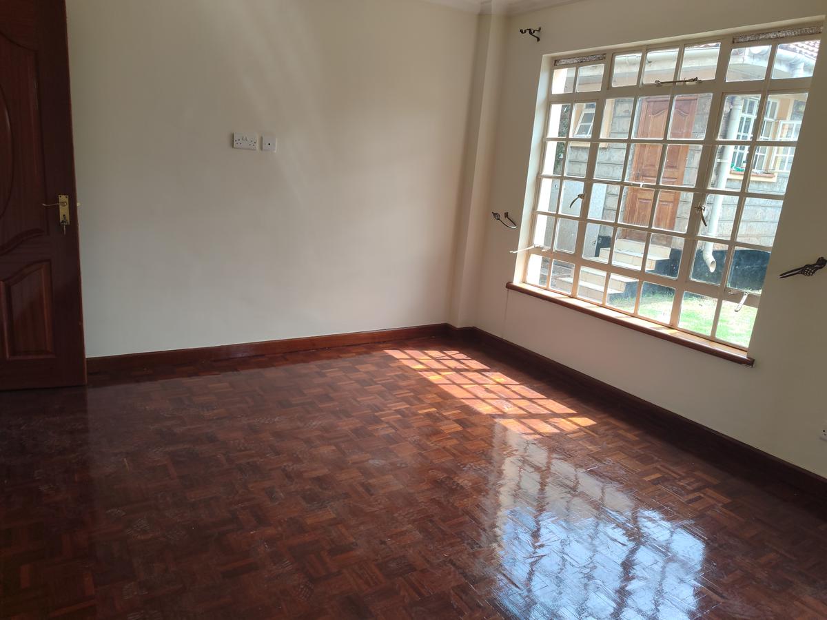 4 Bed House with En Suite in Kiambu Road - 8