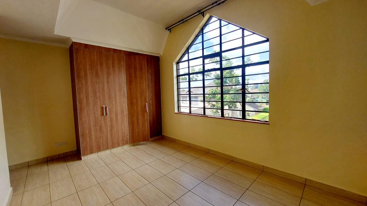 5 Bed Townhouse with En Suite in Kiambu Road - 6