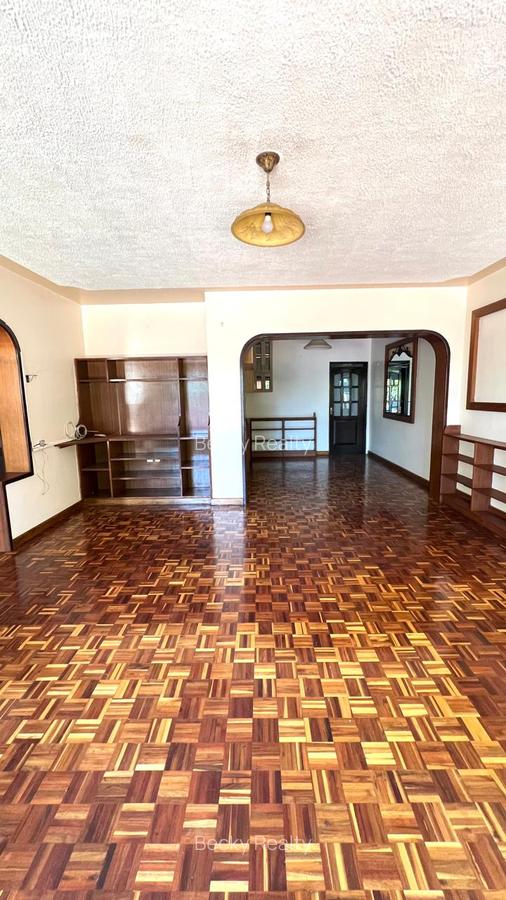 4 Bed Villa with En Suite at Rhapta Road - 2