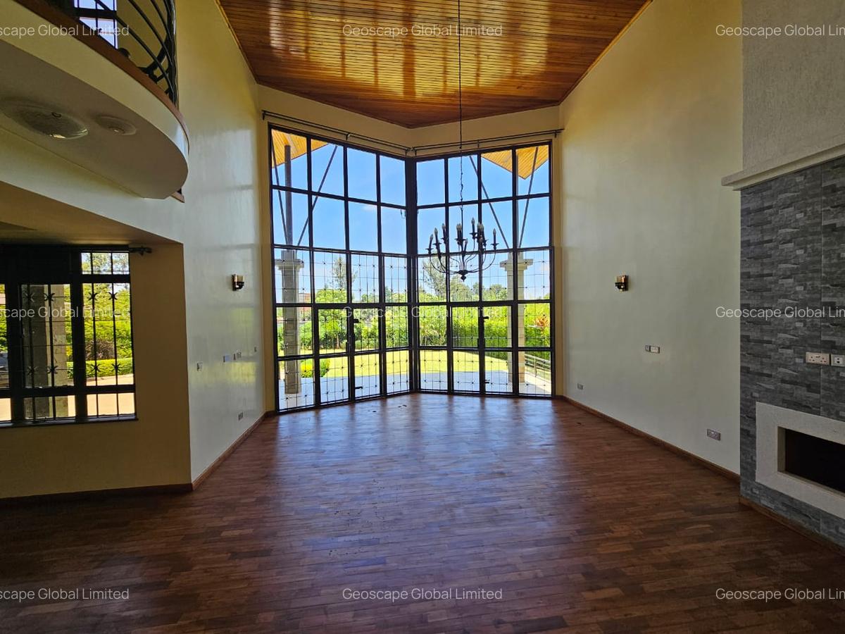 5 Bed House with En Suite in Runda - 4