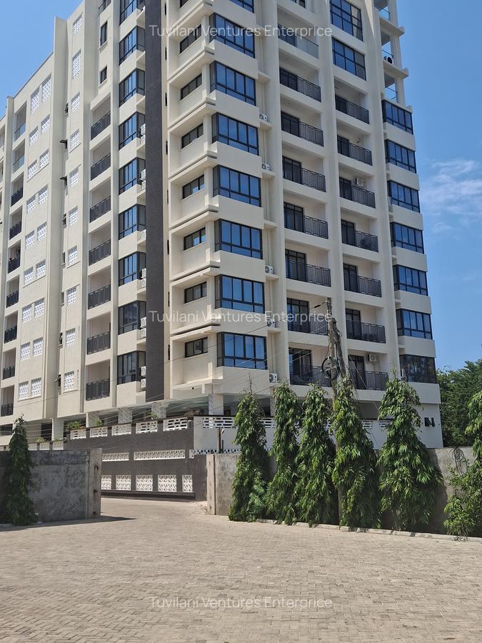 Serviced 3 Bed Apartment with En Suite at Nyali Mombasa - 6