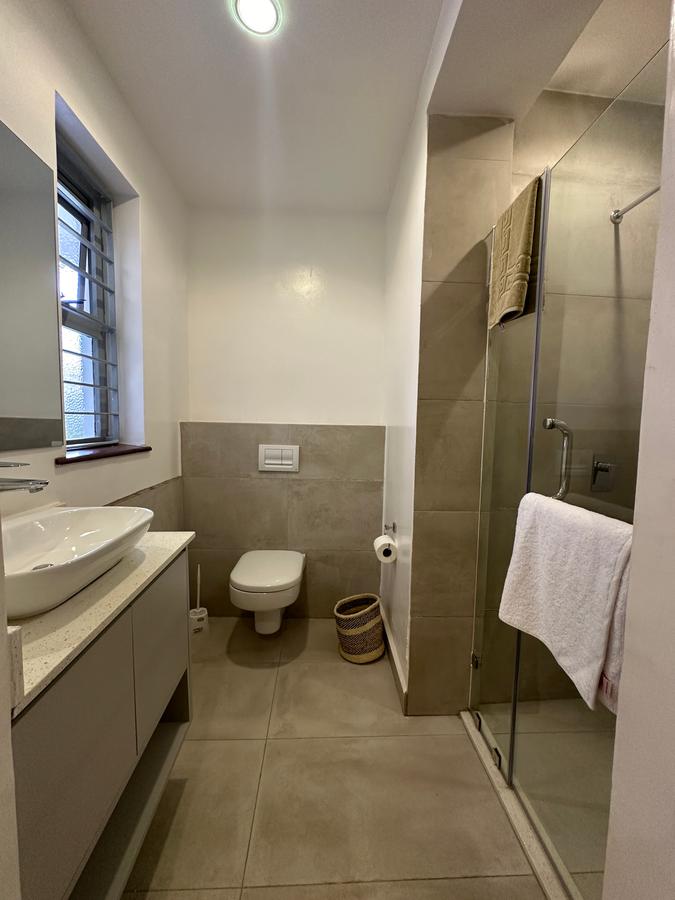 Serviced 3 Bed Apartment with En Suite in Runda - 11