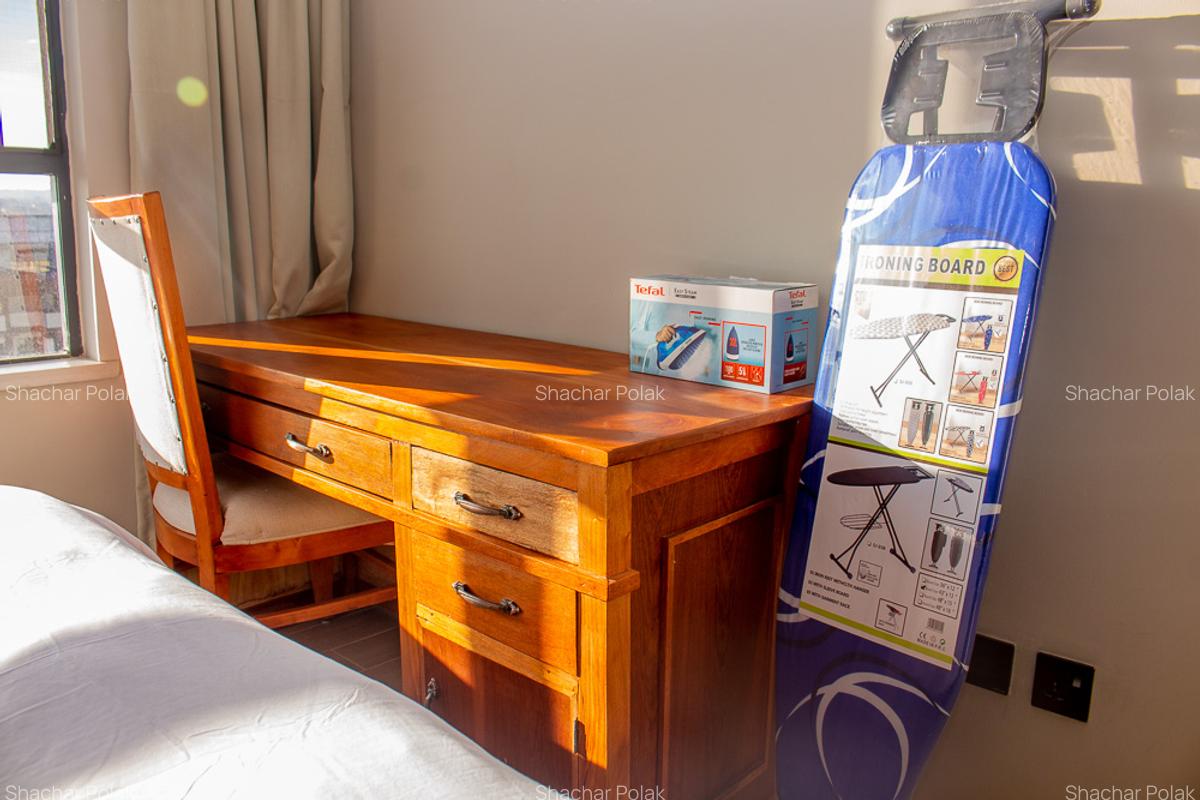 2 Bed Apartment with Swimming Pool at Hatheru Road - 6