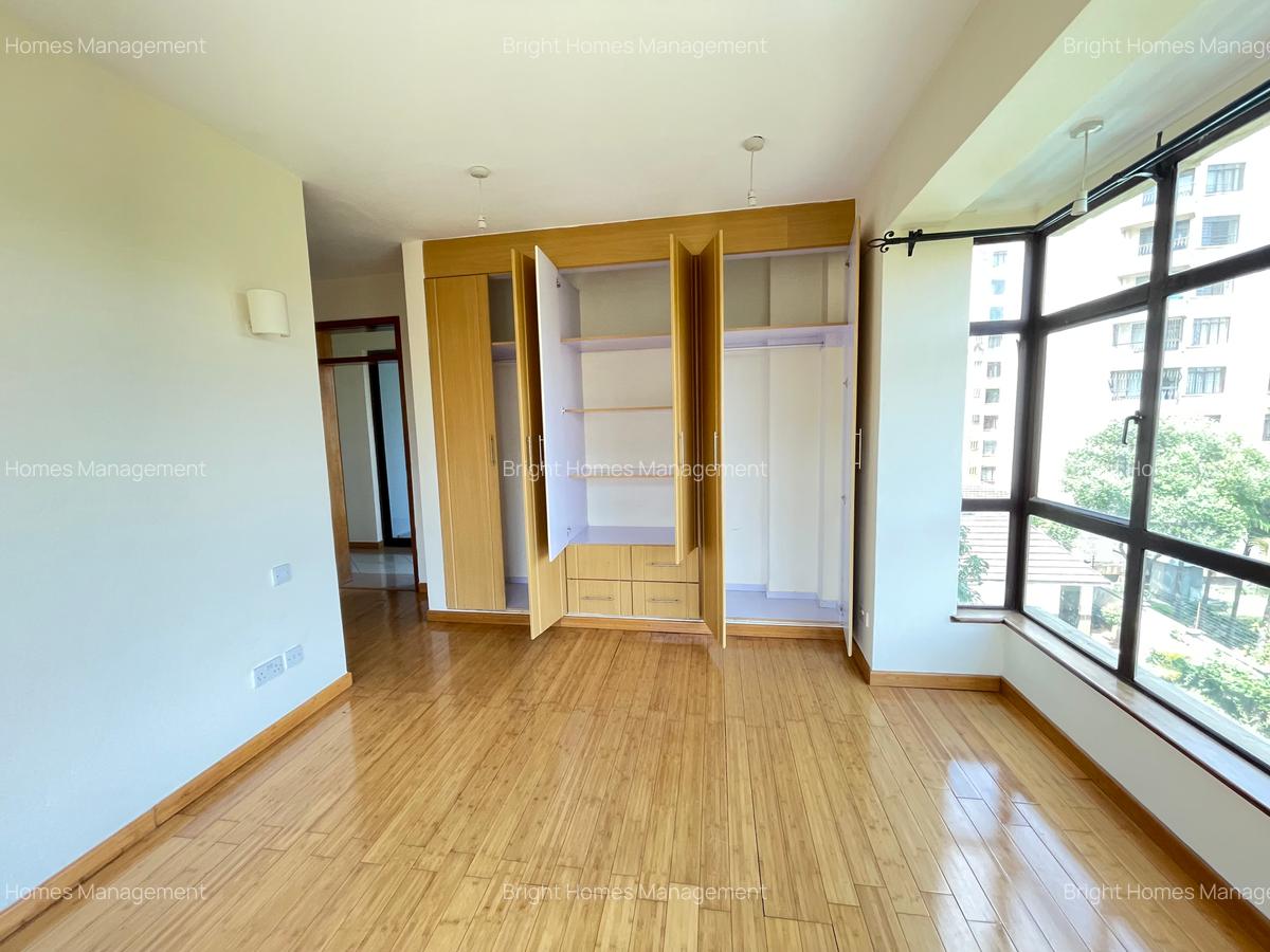 4 Bed Apartment with En Suite in Kilimani - 10