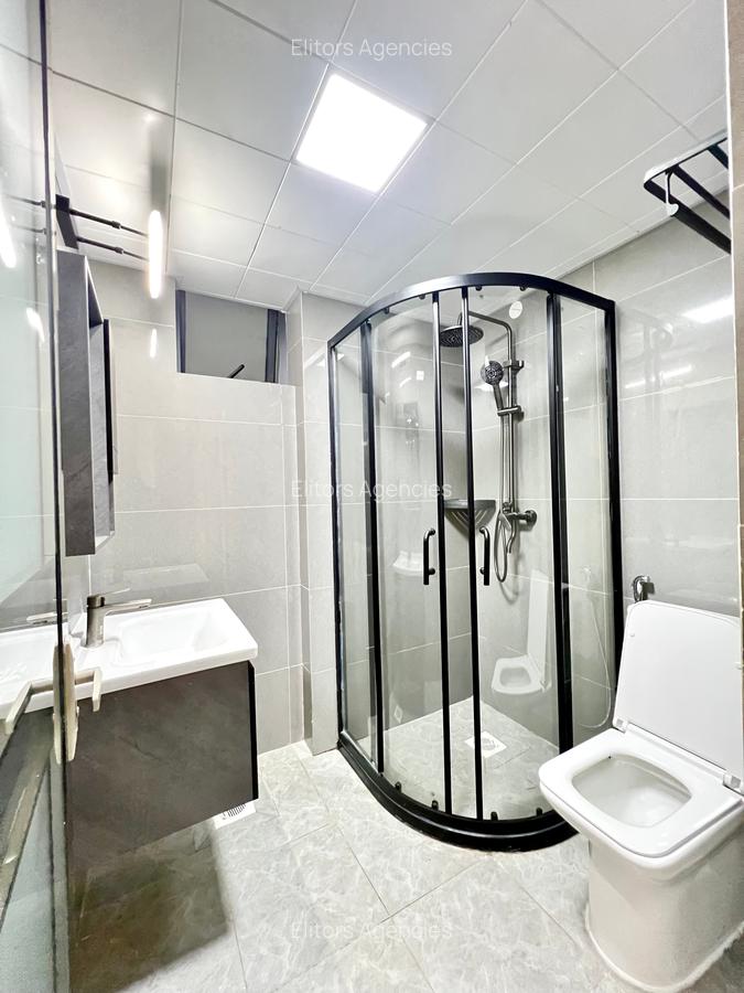 2 Bed Apartment with En Suite at Riverside Drive - 10