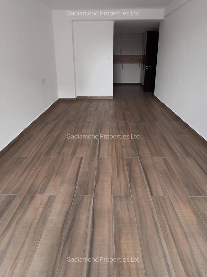 2 Bed Apartment with En Suite in General Mathenge - 1