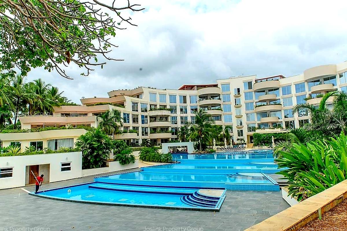 Serviced 3 Bed Apartment with En Suite in Shanzu - 4