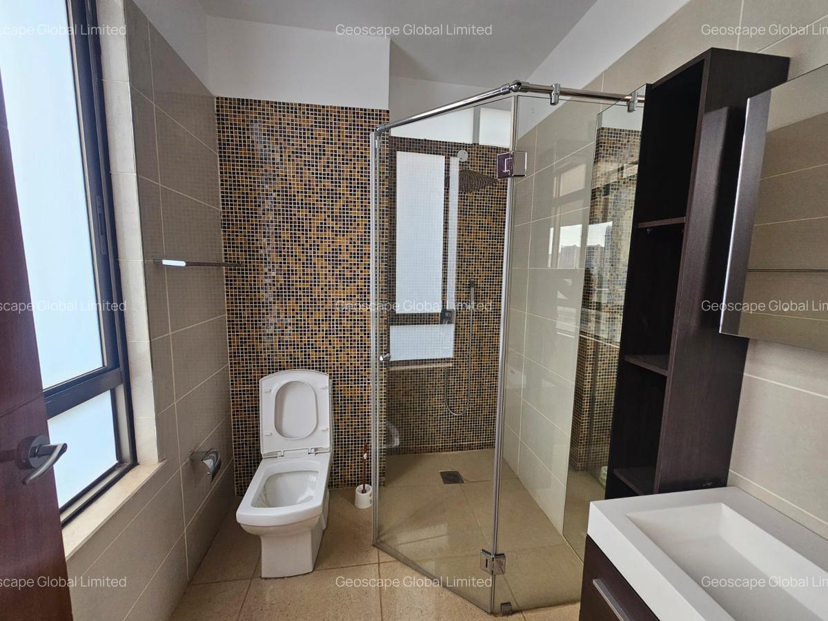 3 Bed Apartment with En Suite in Westlands Area - 2