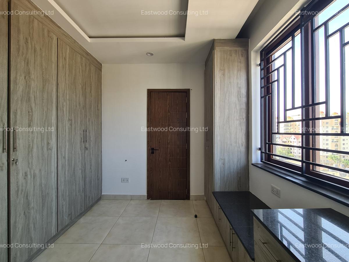4 Bed Apartment with En Suite at Swami Bapa Road - 14