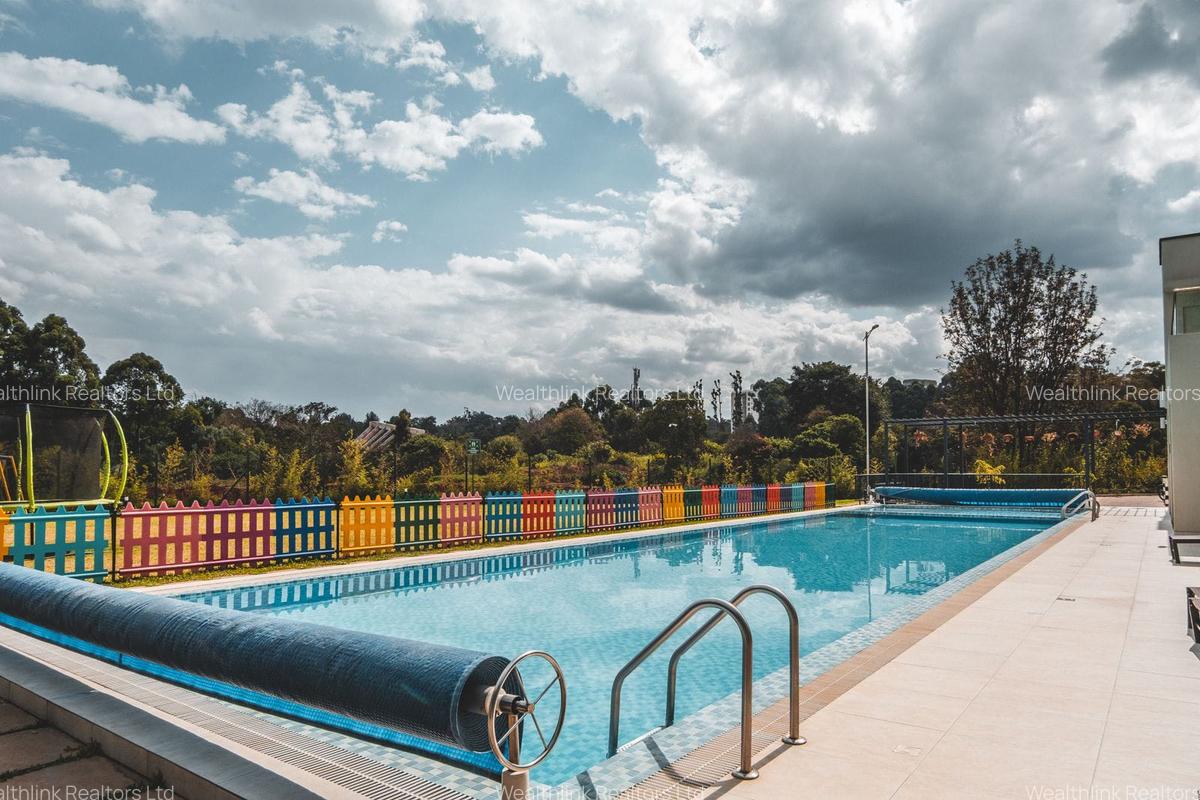 4 Bed Townhouse with En Suite at Two Rivers - 13