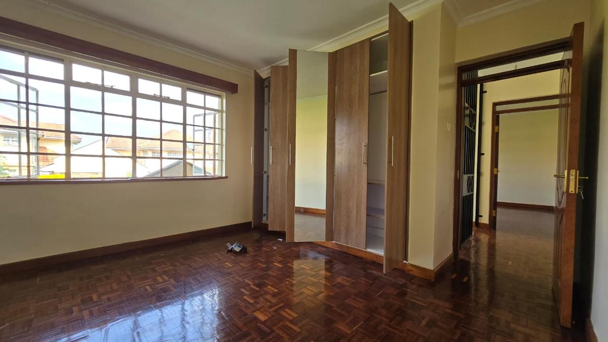 4 Bed Townhouse with En Suite in Kiambu Road - 5