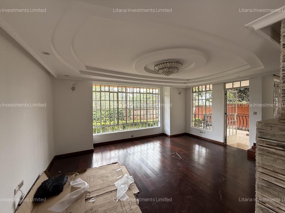 5 Bed Townhouse with En Suite in Lavington - 5