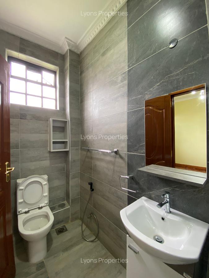 4 Bed Villa with En Suite at Near Maasai Mall - 9