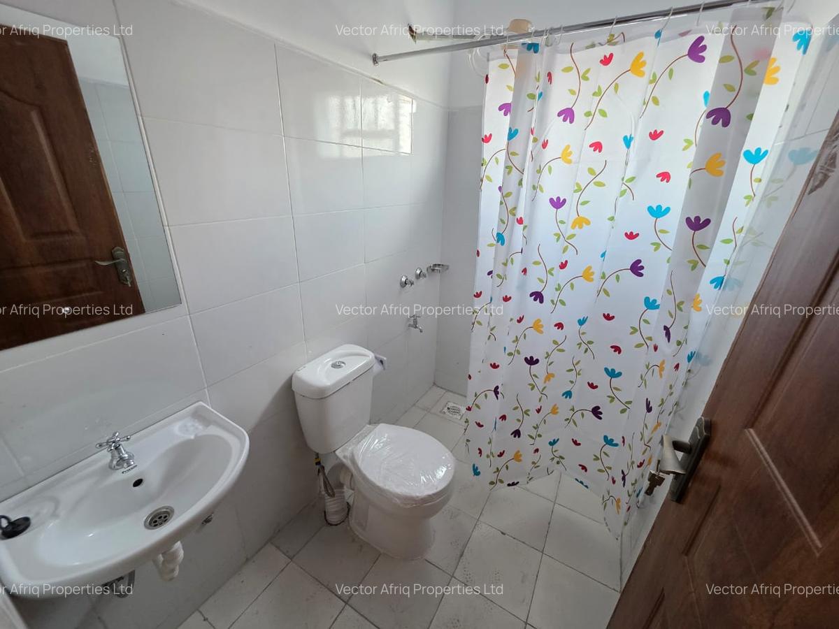 3 Bed House with En Suite in Kitengela - 2