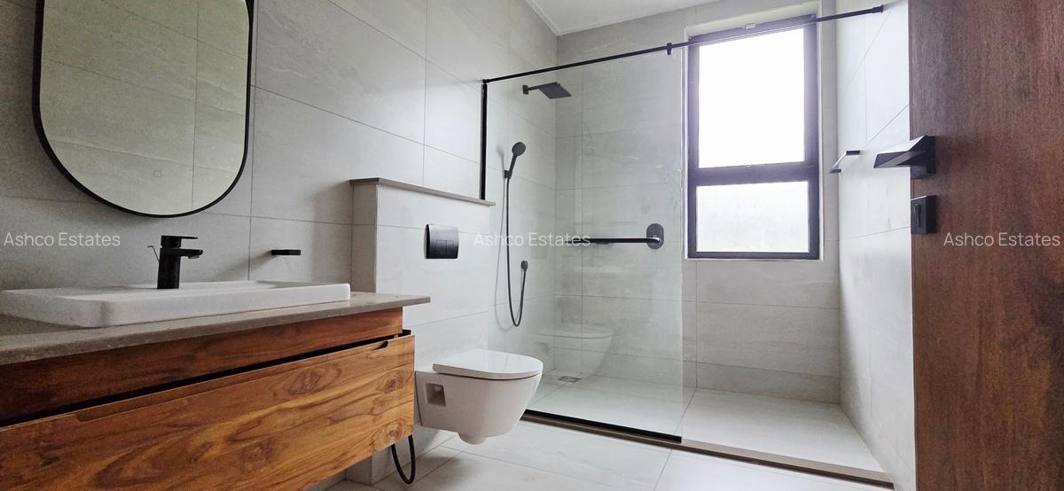 4 Bed Townhouse with En Suite in Loresho - 16