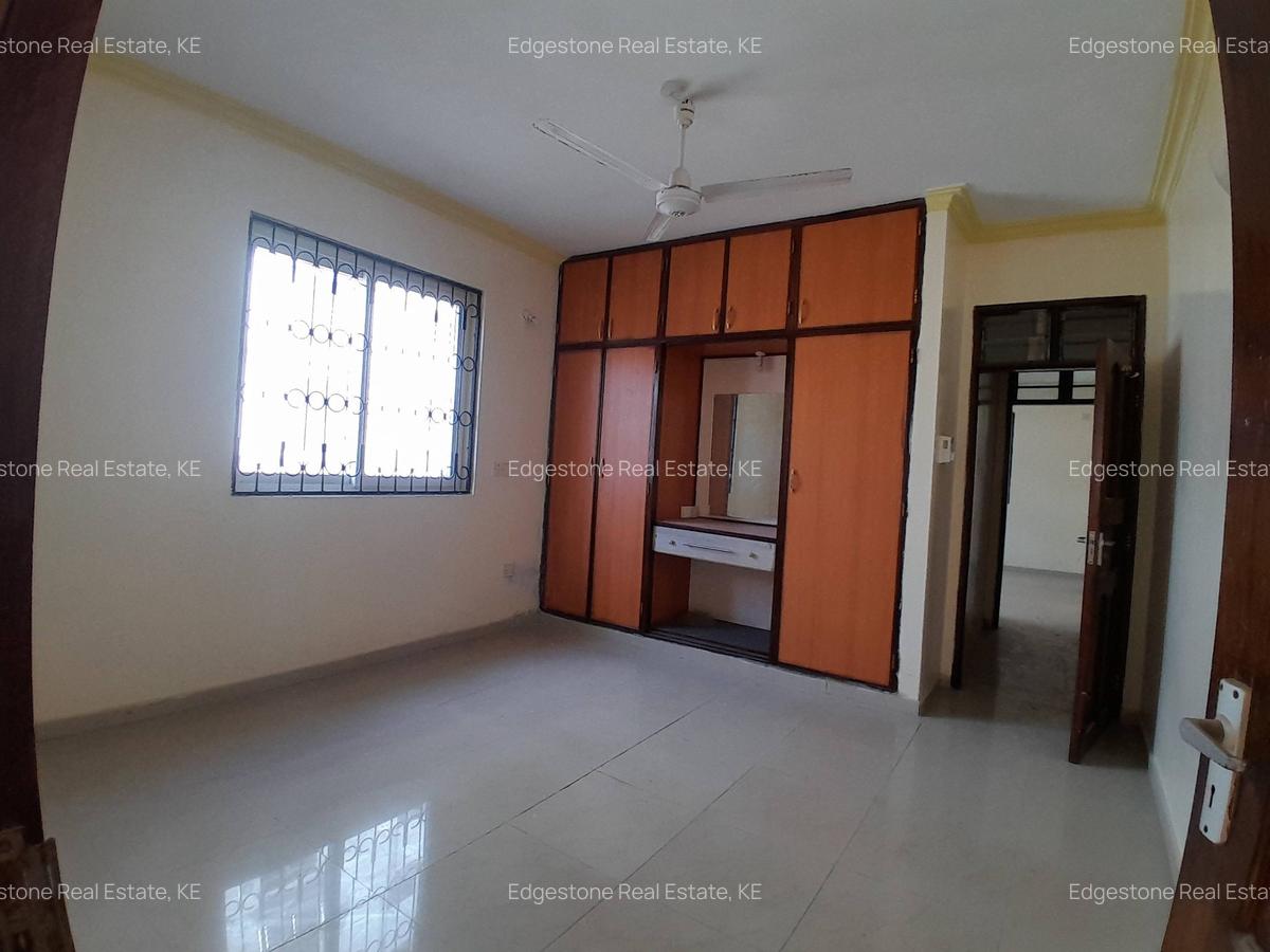 3 Bed Apartment with En Suite in Nyali Area - 6